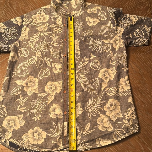 International Report Men's Print Shirt - Picture 7 of 7